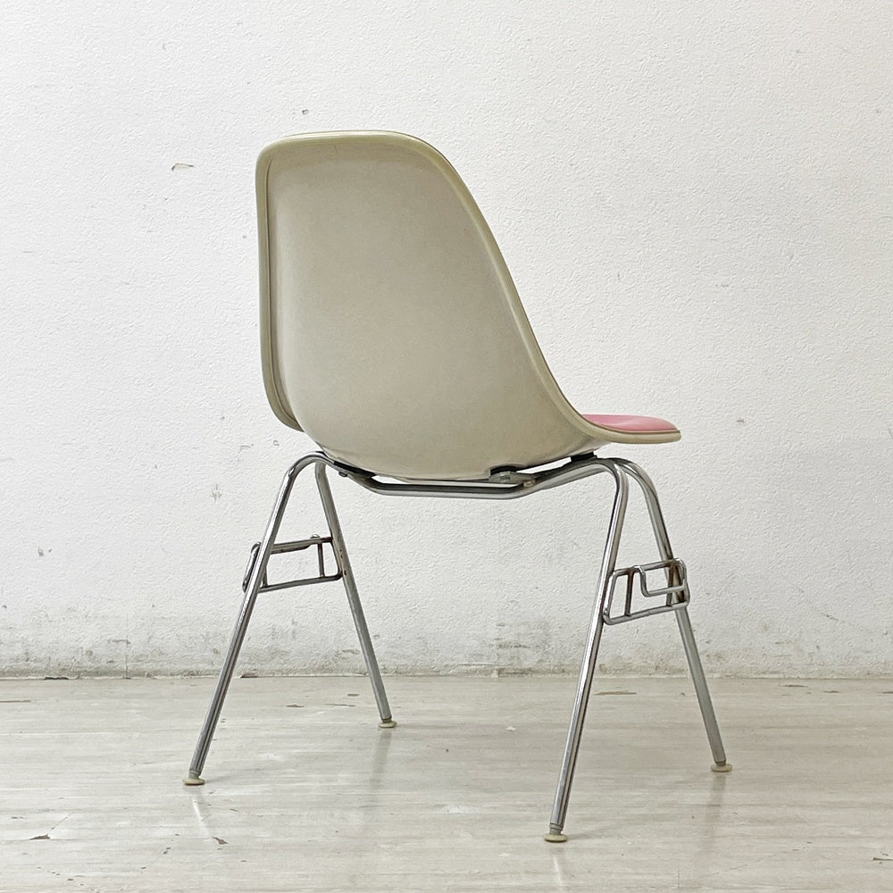 ハーマンミラー Herman Miller サイドシェルチェア サード 3rdビンテージ PVCレザー FRP製 スタッキングベース イームズ A ●
