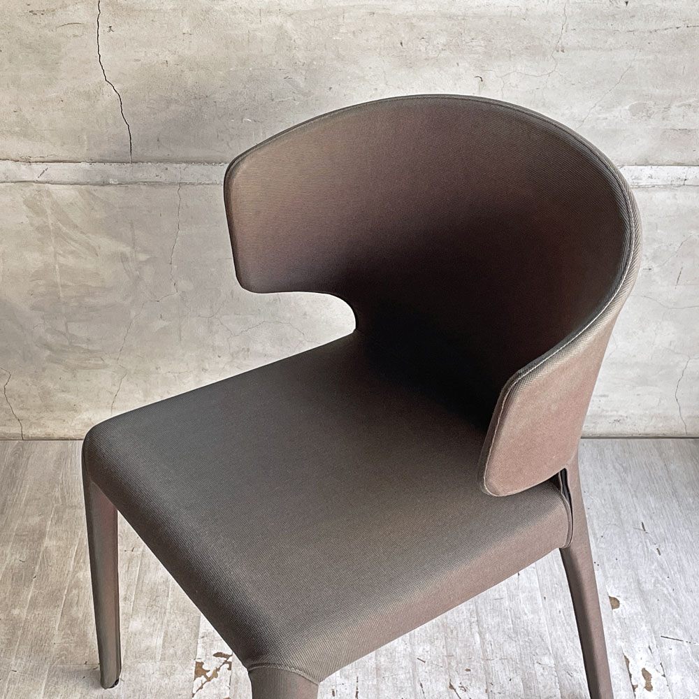 カッシーナ Cassina オラ 367 HOLA アームチェア ファブリック ハンス・ウェッツスタイン 参考定価￥228,000- 現状品 B ♪
