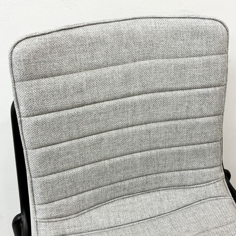 コクヨ KOKUYO オフセットフレームチェア offset frame chair オフィスチェア スタッキングチェア ファブリックシート スカイグレー キャスター 定価 ￥71,200- ●