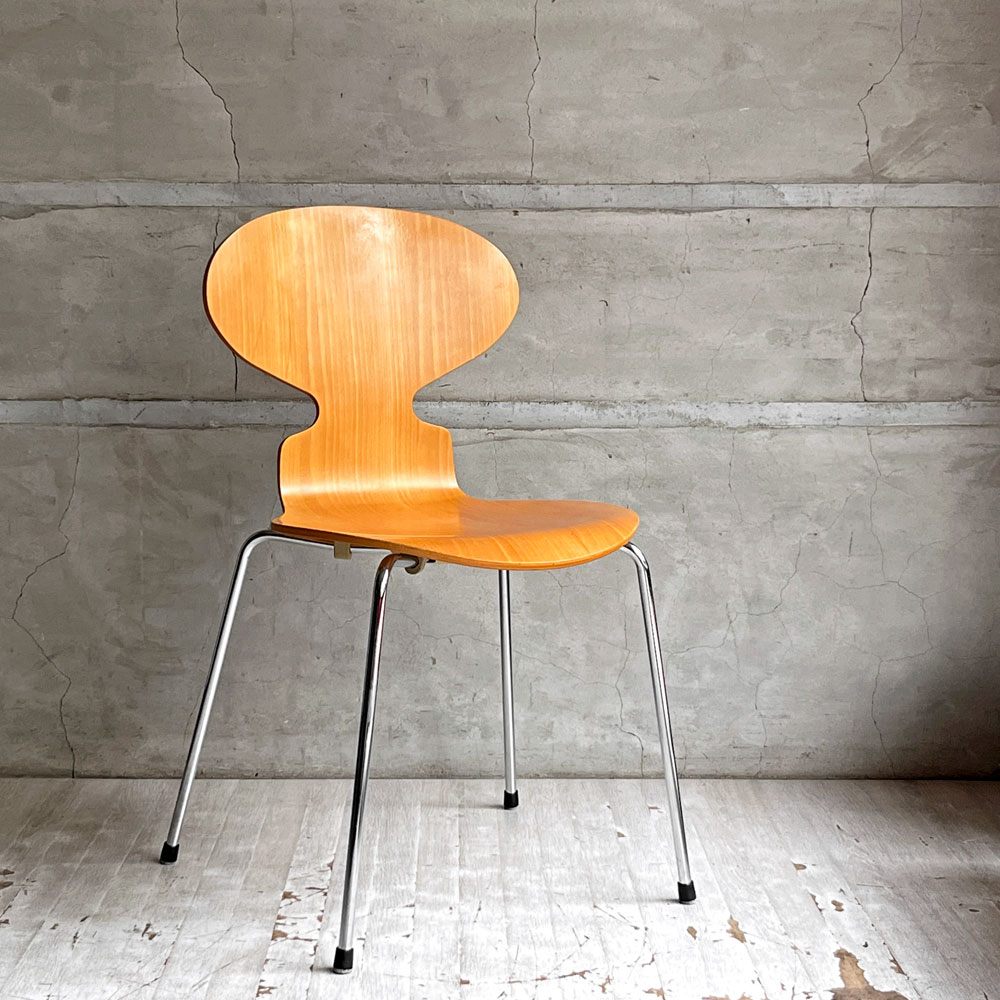 フリッツハンセン Fritz Hansen 3101 アリンコチェア アントチェア 4本脚 ナチュラルビーチ ラッカー仕上げ フェルトグライズ アルネ・ヤコブセン D ♪