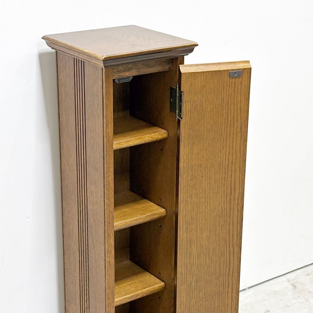 オーク材 キャビネット 小型収納 花台 H80cm 棚板4枚 ロイズアンティークス Lloyd's Antiques 購入品 ●