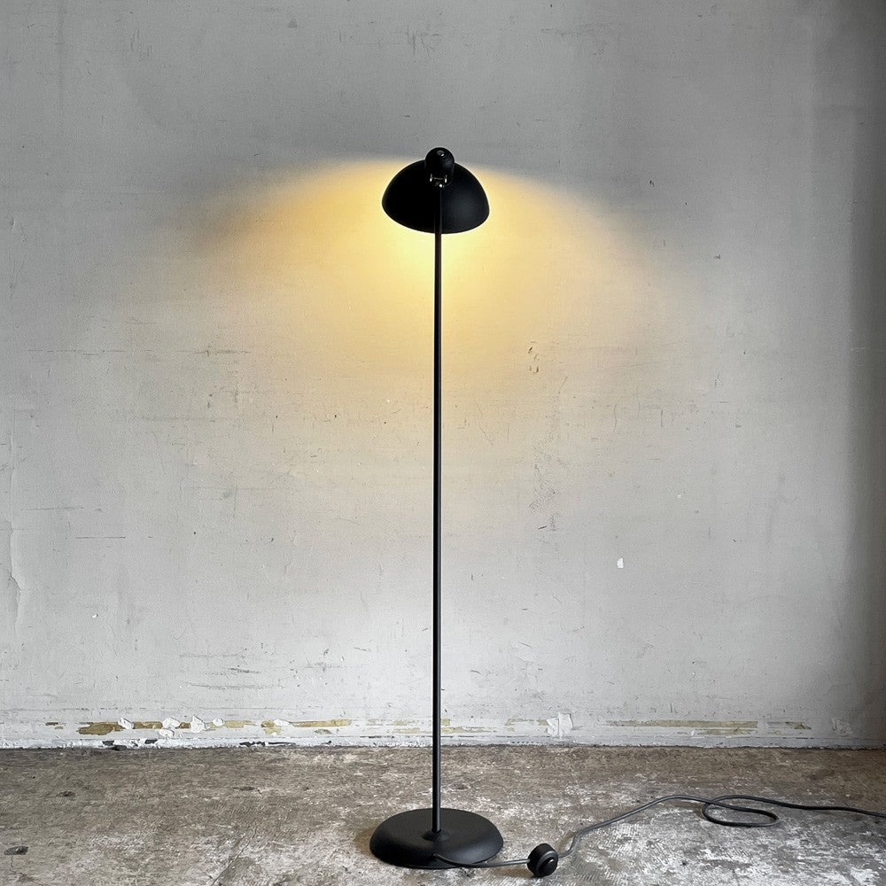 フリッツハンセン Fritz Hansen カイザーイデル KAISER IDELL フロアランプ 6556-F マットブラック スチール クリスチャン・デル 北欧 定価￥159,280- ■