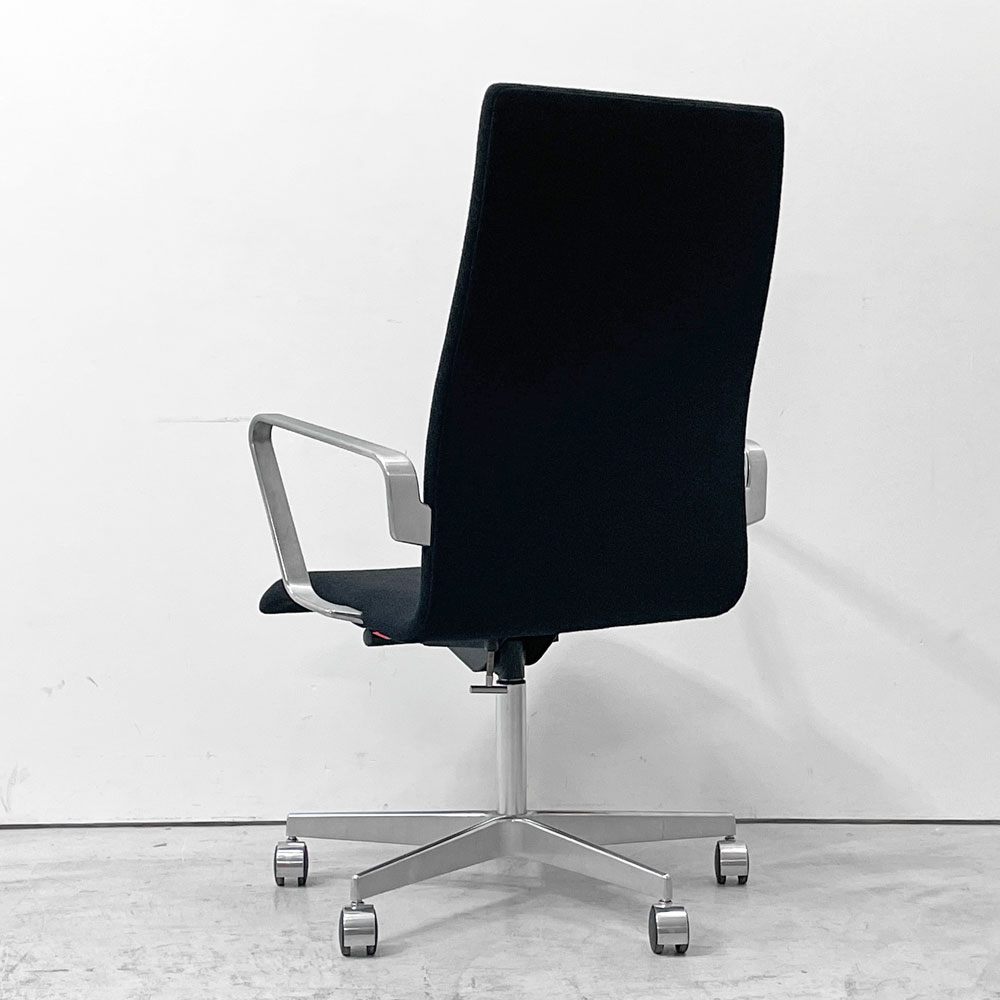 フリッツハンセン Fritz Hansen オックスフォード OXFORD チェア アームチェア ハイバック キャスター 昇降機能 ブラック アルネ・ヤコブセン 2008年製 ●