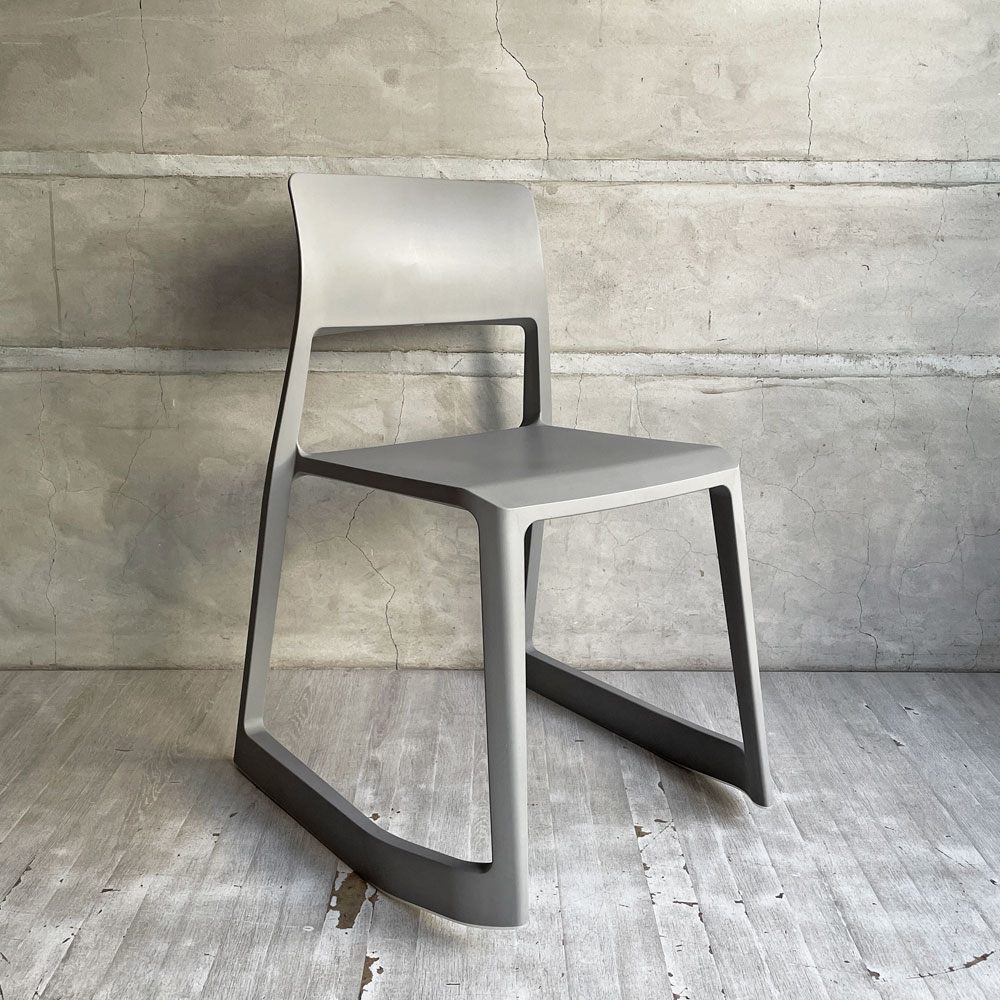 ヴィトラ Vitra ティプトン Tip Ton ワークチェア ダイニングチェア デスクチェア バサルト スタッキング チルト機能 定価￥47,300- A ♪