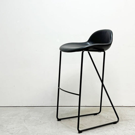 ザ・コンランショップ THE CONRAN SHOP クロスレッグ CROSS LEG ハイスツール 本革 レザー ブラック マグナス・ロング イギリス 参考定価￥187,000- A ●