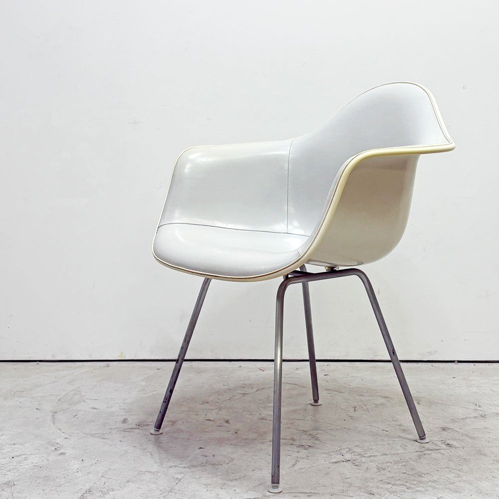 ハーマンミラー Herman Miller アームシェルチェア 2nd ビンテージ FRP製 PVCレザー グレー Hベース C&R イームズ ミッドセンチュリー ●
