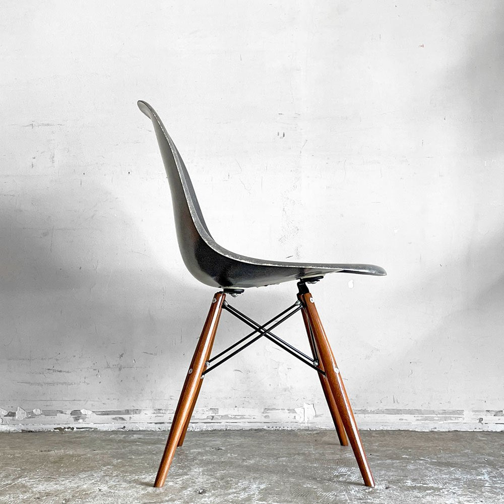 ハーマンミラー Herman Miller サイドシェルチェア セカンド 2nd FRP エレファントハイドグレー ドゥエルレッグ C&Rイームズ ミッドセンチュリー ■