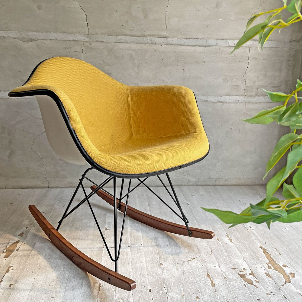 ハーマンミラー Herman Miller アームシェルチェア モダンファニチャーセールス FRP アプホルスター ロッカーベース イームズ  ビンテージ♪