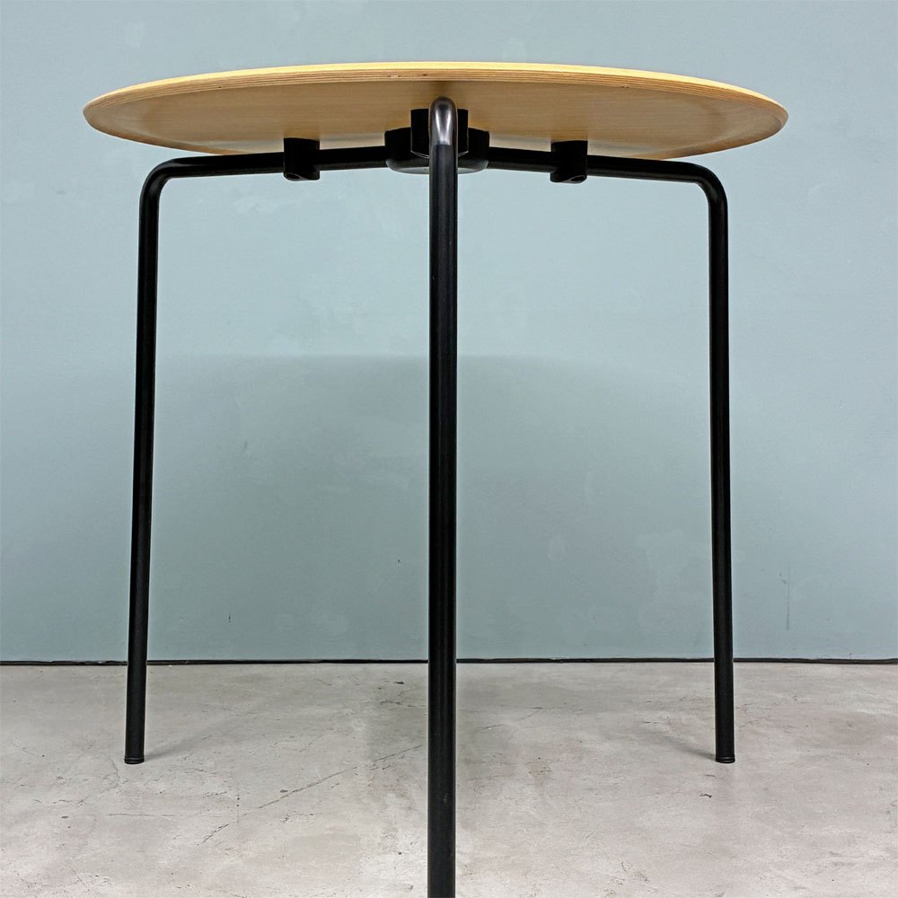 エンゲルブレヒト Engelbrechts ケヴィ KEVI 2010 ダイニングテーブル オーク材 プライウッド カフェテーブル 70cm 未使用品 ◎