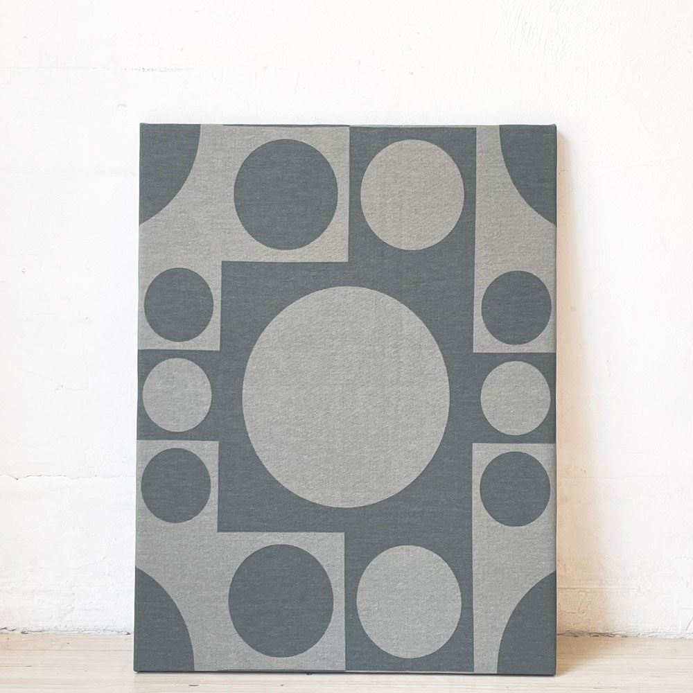 イノベーション INNOVATION ジオメトリ GEOMETRI グレー ファブリックパネル 50x62.5cm ヴェルナー・パントン Verner Panton ★