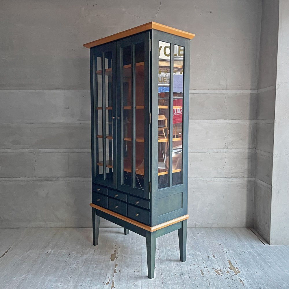 柏木工 KASHIWA ガラスキャビネット カップボード ブックシェルフ 飾り棚 本棚 ビーチ材 2トーンカラー IDC大塚取扱い ♪