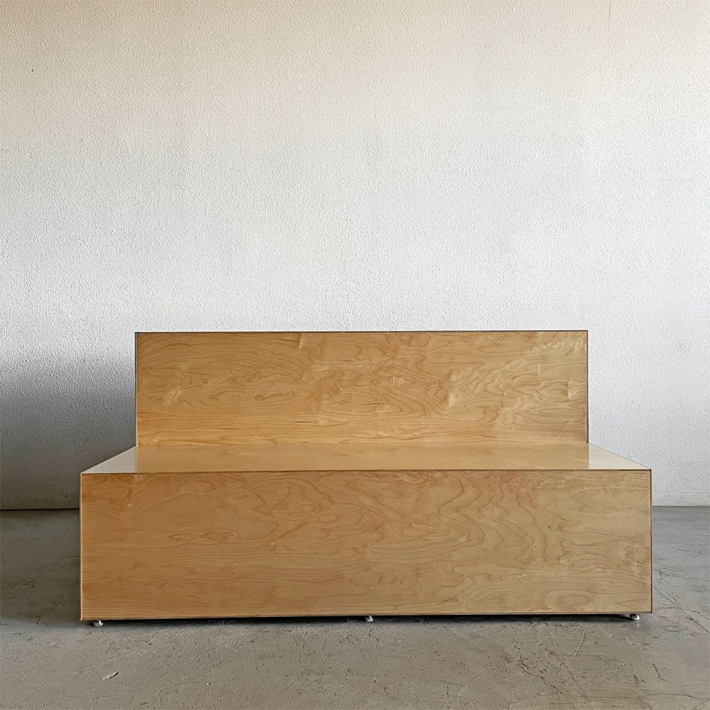 ノルオフィス Knoll Office アンスクリプテッド Unscripted ステップス Steps 2ステップロング ベンチ 両側連結パーツ付 デイヴィッド・ロックウェル 合計定価￥620,840- C 〓