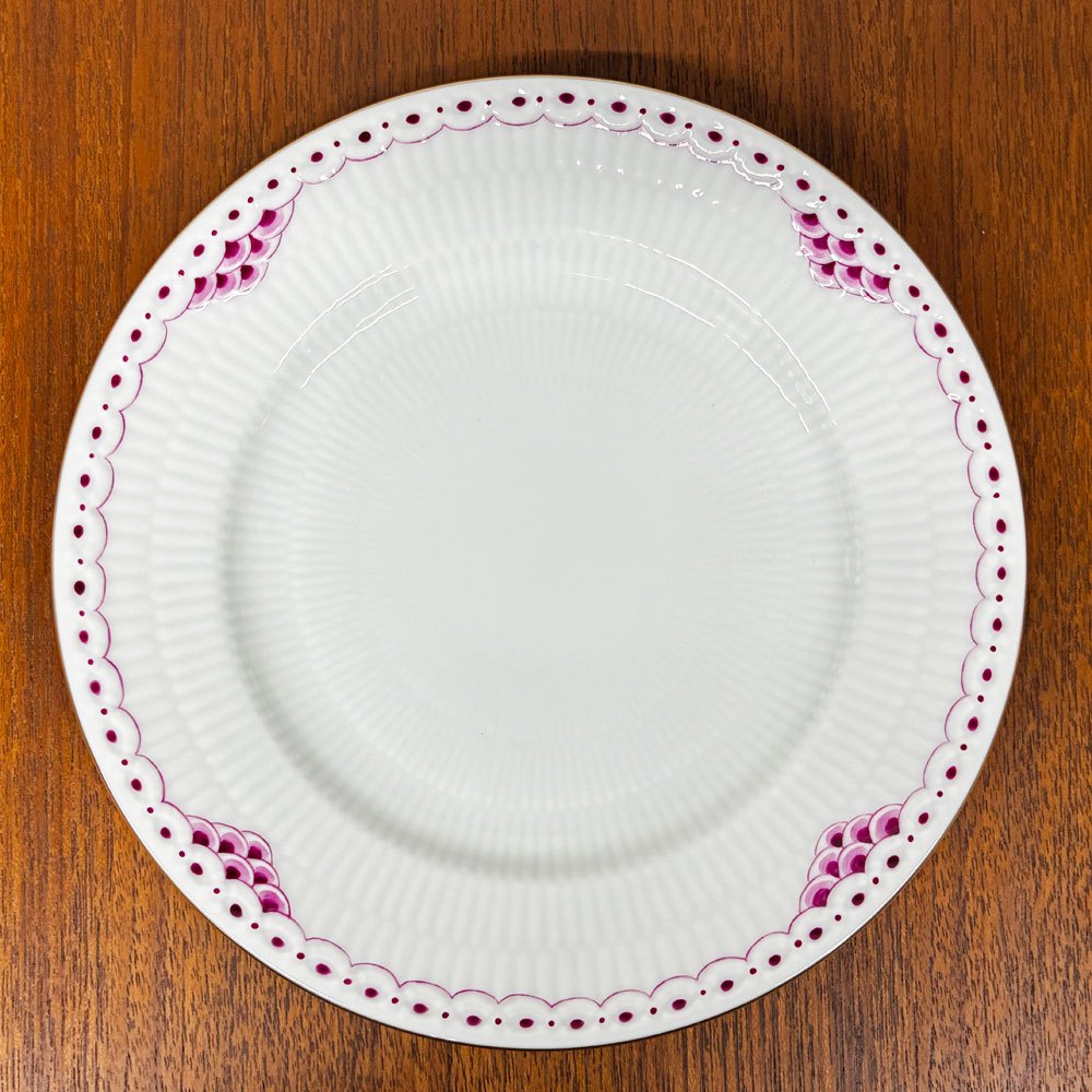 ロイヤルコペンハーゲン ROYAL COPENHAGEN バーガンディプリンセス プレート 17cm デンマーク 北欧食器 C ◎