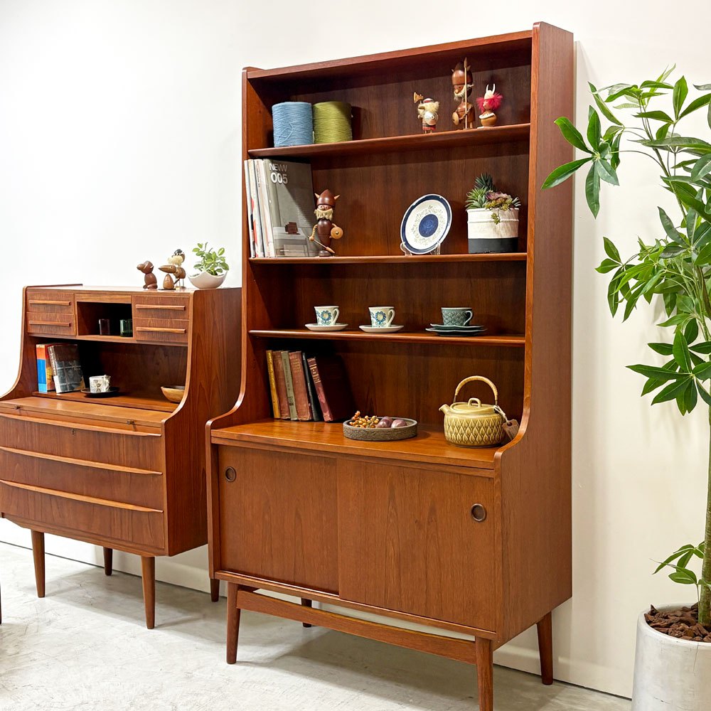 ボーンホルムス・モーベルファブリック Bornholms Mobelfabrik チーク材 ブックシェルフ 4段 本棚 飾り棚 H182cm ヨハネス・ソース デンマーク 北欧ビンテージ ●