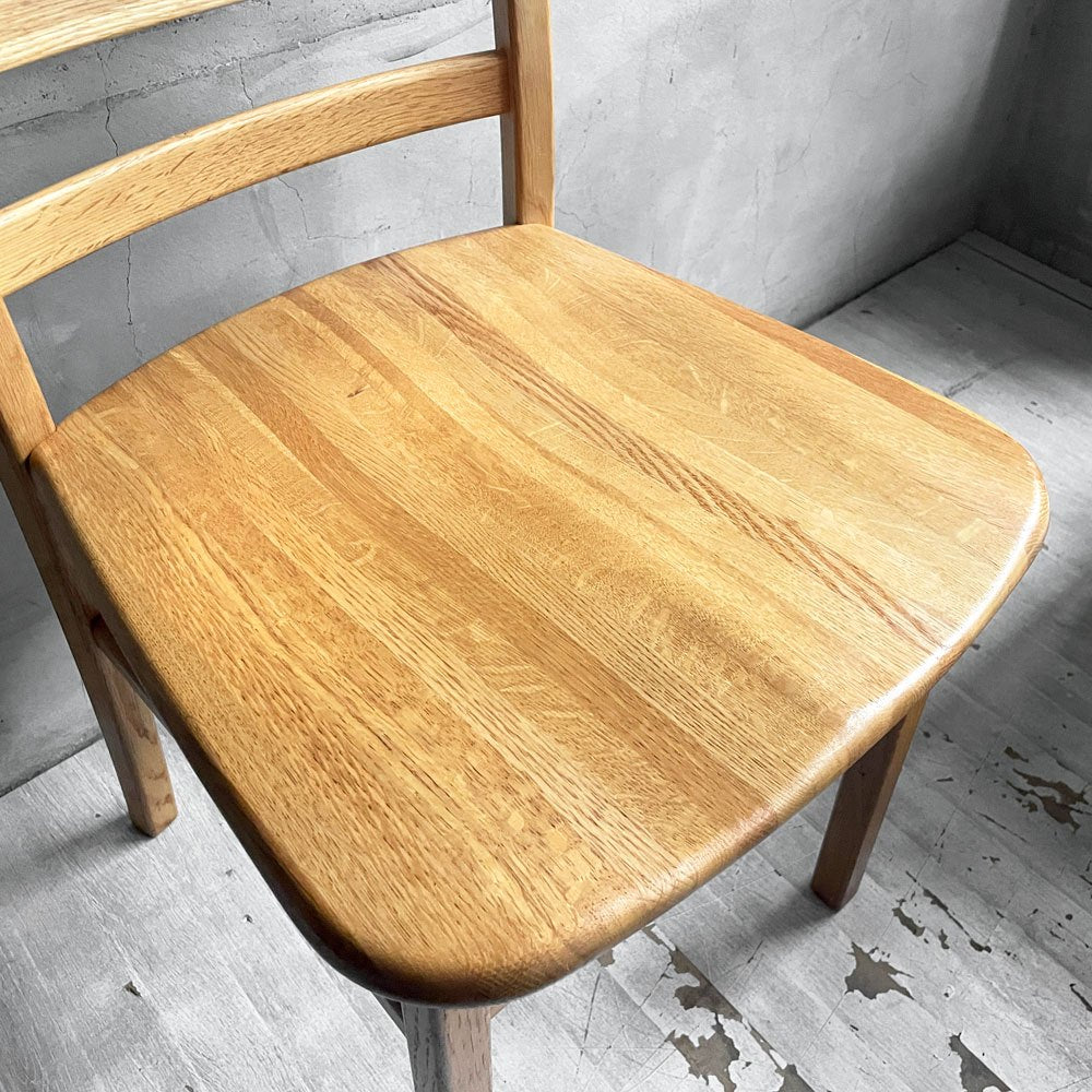 飛騨産業 HIDA バゲット baguette チェア ダイニングチェア 五十嵐久枝 オーク材 板座 座繰り ナチュラルモダン B ♪