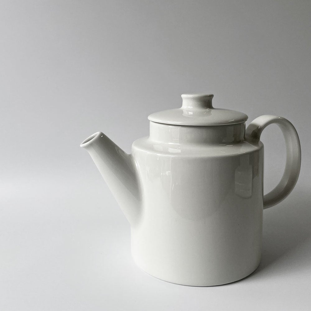 イッタラ iittala ティーマ TEEMA ティーポット ホワイト カイ・フランク Kaj Franck 耐熱 オーブン・レンジ可能 北欧食器 ◇
