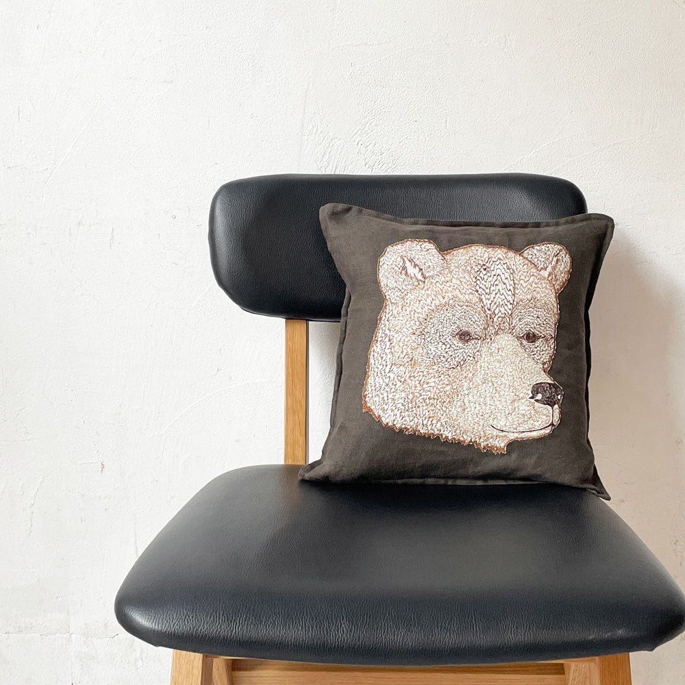 コーラルアンドタスク Coral & Tusk ベアーアップリケピロー Bear Applique Pillow 30×30cm クッション ブラウン リネン 刺繍 ★