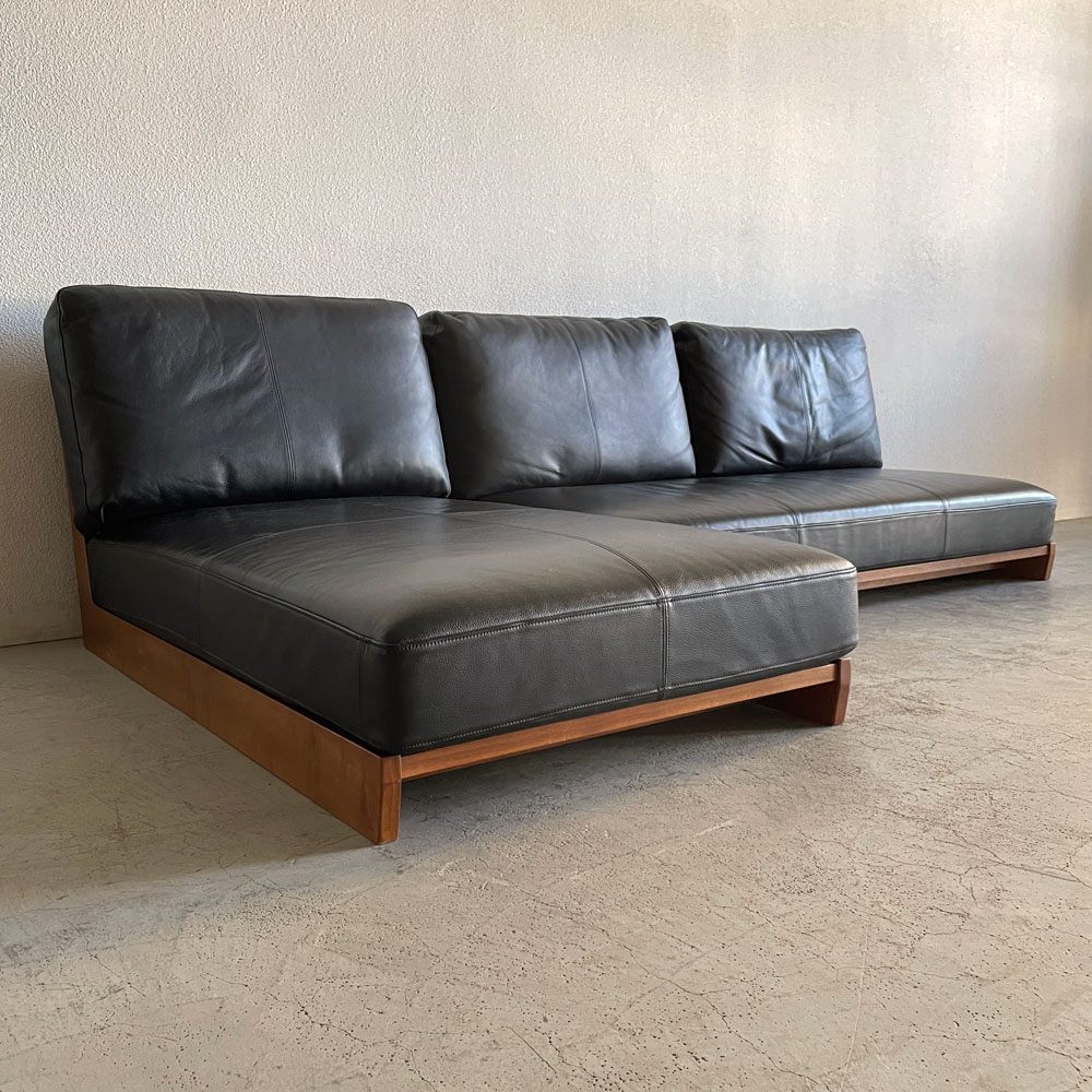リビングハウス Living House ウェッブ WEBB カウチソファ ウォールナット無垢材 本革 K705 ナガノインテリア 〓