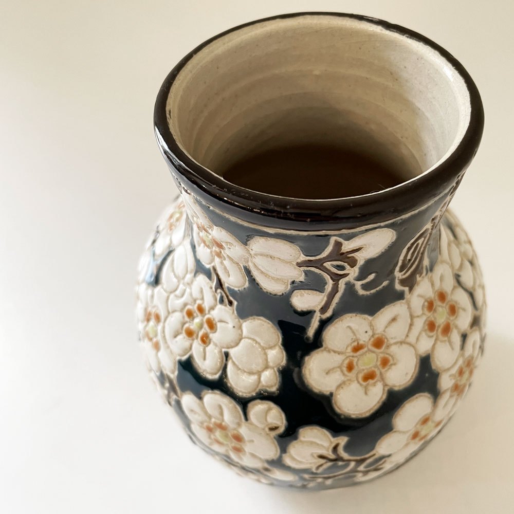 ビエンホア Bien Hoa 陶製 フラワーベース 花瓶 花総彫り H15cm ベトナム ビンテージ ◎