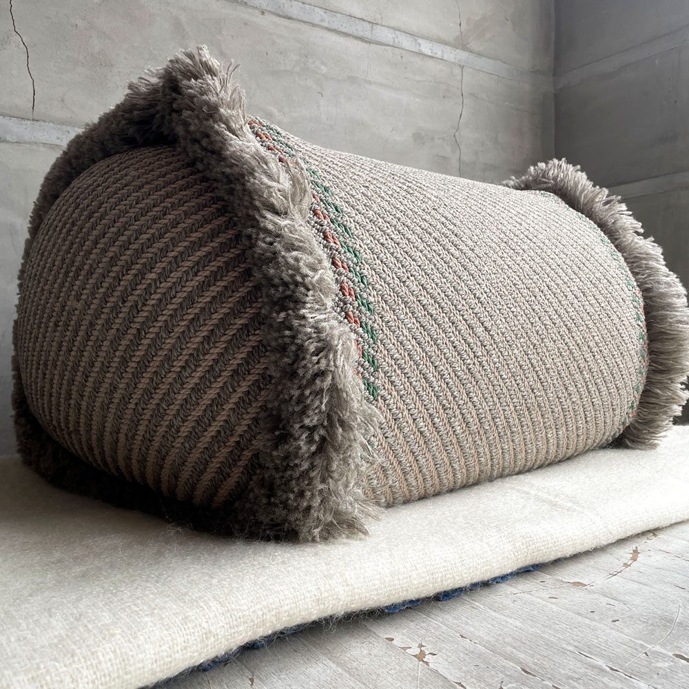 ガン GAN ガーデンレイヤーズ Garden Layers ビッグロール Big Roll クッション カバーリング スペイン パトリシア・ウルキオラ 定価￥176,000- ♪