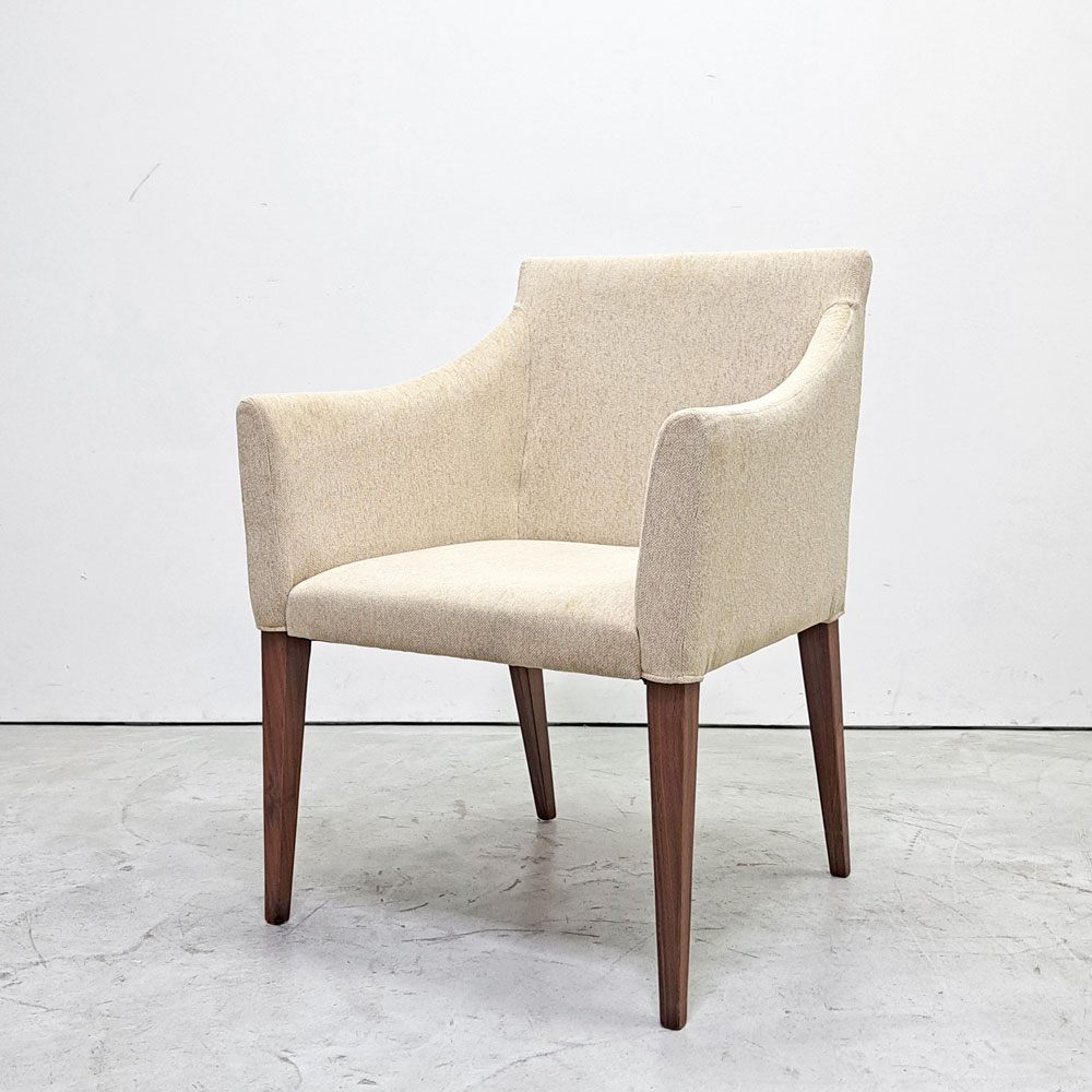 アクタス ACTUS ファイン2 FINE2 ダイニングチェア アームチェア ウォールナット材 ファブリックシート ホワイトベージュ系 張り座 ナチュラルモダン 廃番 A ●