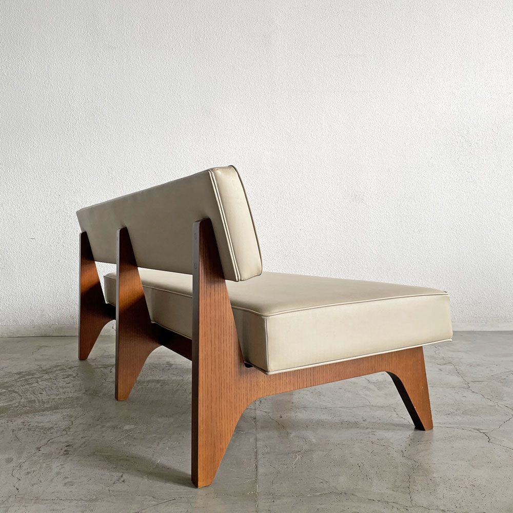 イデー IDEE ソリッドベンチ SOLID BENCH 2人掛けソファ 長椅子 W150cm ビニールレザー クリーム系 アッシュ材フレーム 受注生産品 定価￥199,900-以上 〓