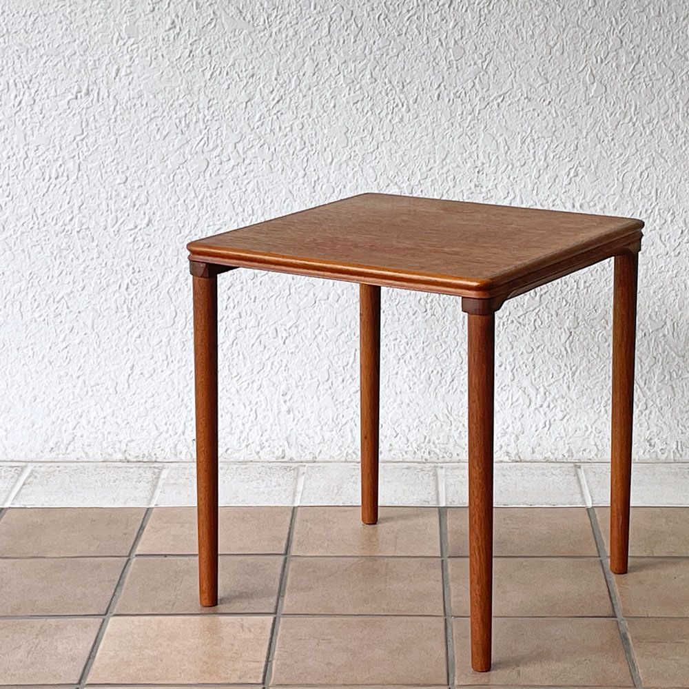 北欧ビンテージ Scandinavia Vintage サイドテーブル チーク材 スクエア W40cm ネストテーブル 1台のみ 北欧家具 ◇