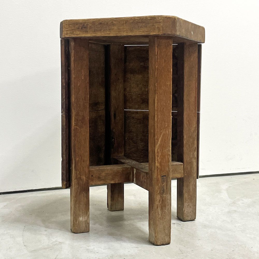 ジャパンビンテージ Japan Vintage スツール 図工椅子 角椅子 花台 ディスプレイスタンド 無垢材 木味 古家具 ●