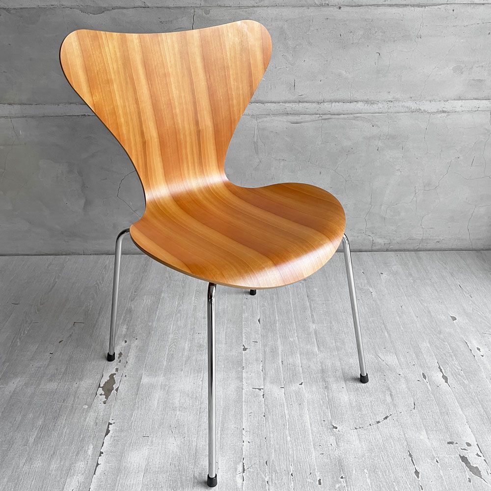 フリッツハンセン Fritz Hansen セブンチェア Seven Chair ダイニングチェア アルネヤコブセン Arne Jacobsen ナチュラルチェリー 北欧家具 D ♪