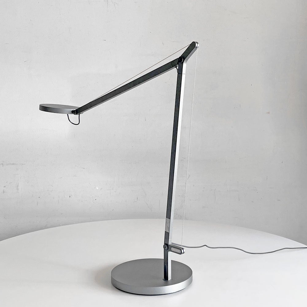 アルテミデ Artemide デメトラ DEMETRA LED テーブルライト デスクライト 無段階調光機能 深澤直人 展示品 箱付き 参考定価￥126,500- ■