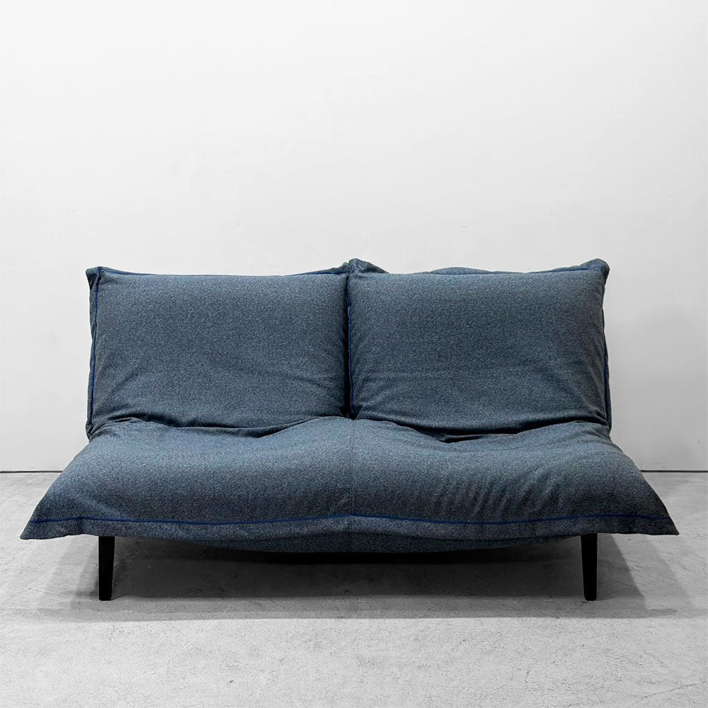 リーンロゼ ligne roset カラン CALIN 2シーターソファ ブルー系 ファブリック ウッドレッグ W167cm イージーカバー付き 定価￥404,800～ ●