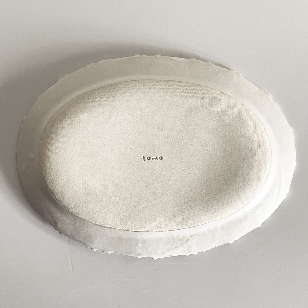 智工房 佐野智子 小花の楕円プレート オーバル皿 ホワイト系 平皿 陶器 半磁器 約23cm 現代作家 ■