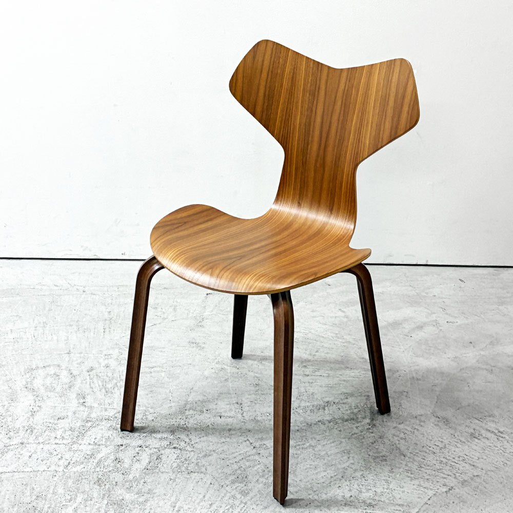 フリッツハンセン Fritz Hansen グランプリチェア GRAND PRIX CHAIR ウォールナット材 ウッドレッグ アルネ・ヤコブセン 北欧 デンマーク 美品 定価113,080円 ●