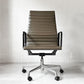 ハーマンミラー Herman Miller アルミナムグループ エグゼクティブチェア 50周年記念 ハイバック レザーシート 本革 ブラウン 5本脚 C&Rイームズ ミッドセンチュリー 希少 ★