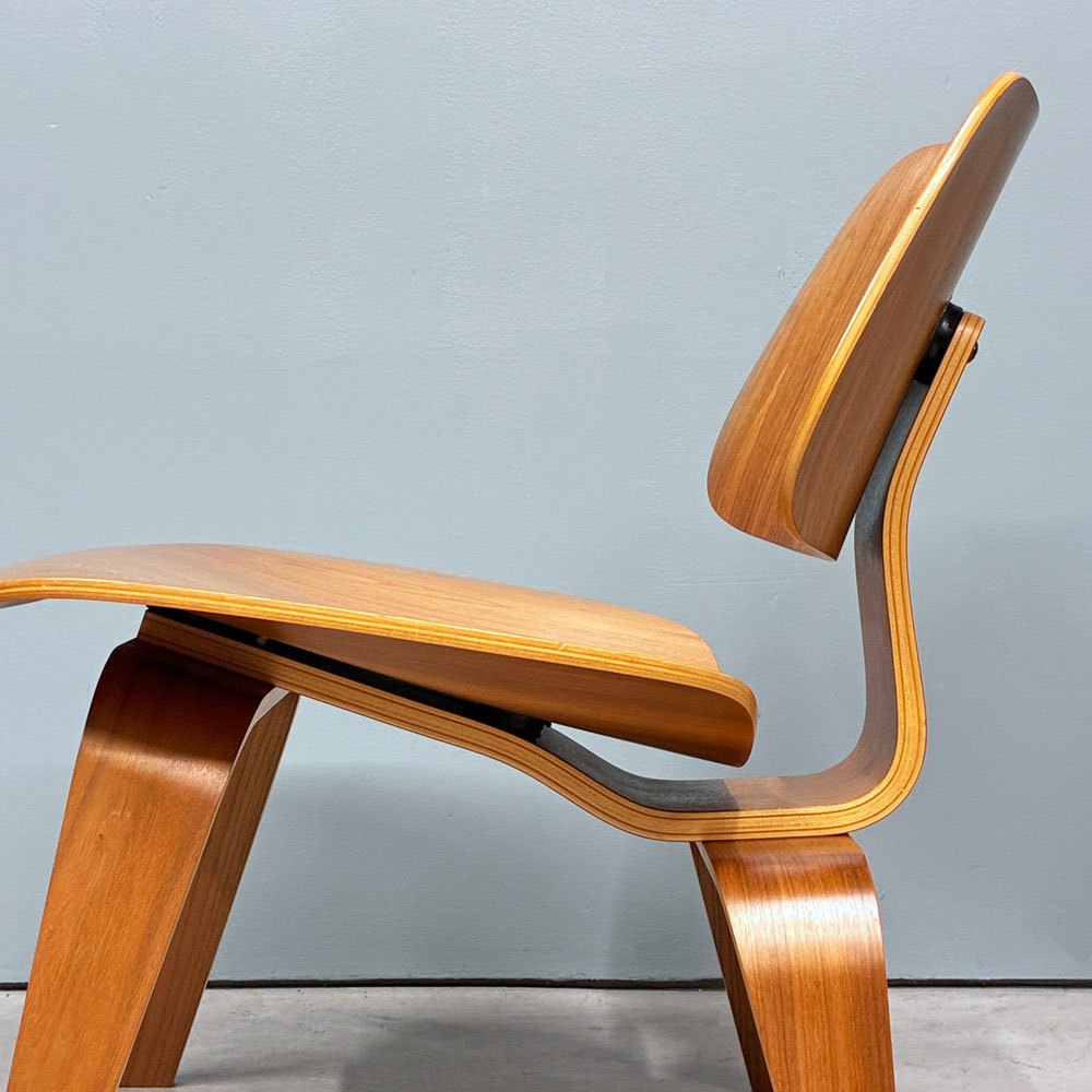 ハーマンミラー Herman Miller プライウッドラウンジチェア LCW ウッドレッグ ウォールナット C&R イームズ ミッドセンチュリー 2007年製 ◎