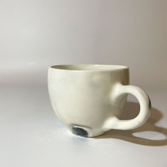 鈴木環 マグカップ 陶芸家 現代作家 ホワイト 化粧土 黒土 ★