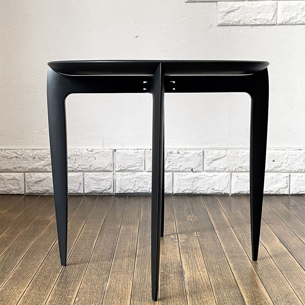 フリッツハンセン Fritz Hansen トレイテーブル TRAY TABLE スモール オークプライウッド ブラック サイドテーブル ヴィスムセン＆エンゲホルム デザイン ◎