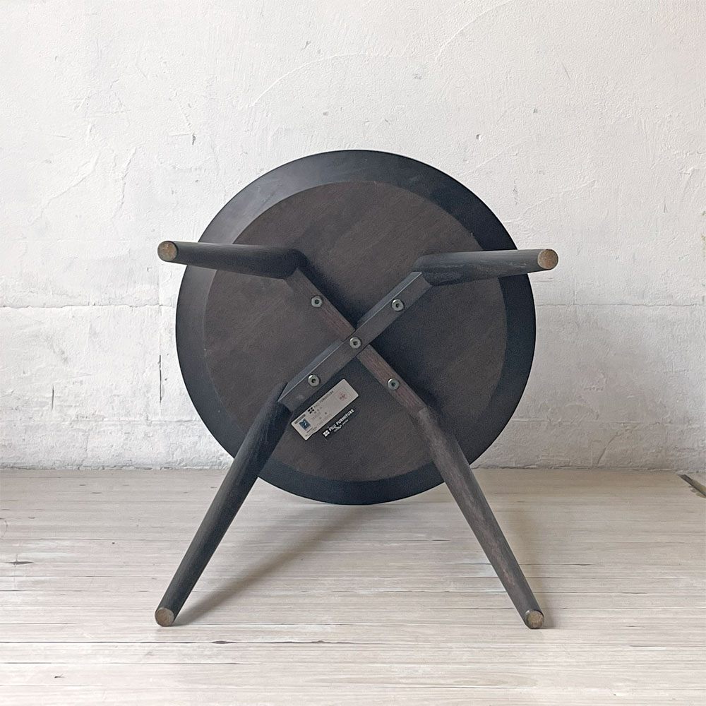 冨士ファニチア FUJI FURNITURE ナギ Nagi サイドテーブル T04510S オーク材 ダークブラウン 天板Φ40cm 小林幹也 ★
