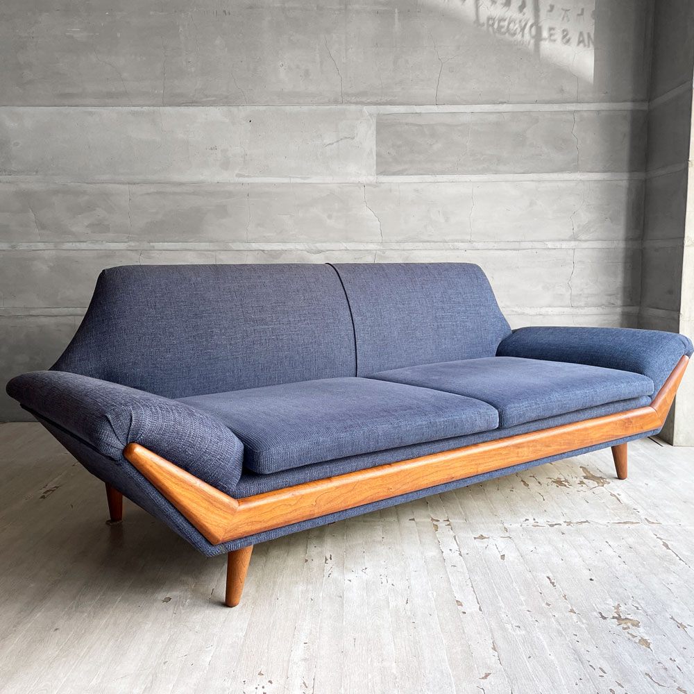 パームスプリングス Palm Springs オリジナルソファ 3Pソファ 3人掛け ネイビー系ファブリック ウォールナット ビンテージデザイン ミッドセンチュリースタイル ♪