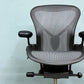 ハーマンミラー Herman Miller アーロンチェア デスクチェア リマスタード ライト Aサイズ グラファイトベース ビル・スタンフ ＆ ドン・チャドウィック ポスチャーフィット ◎