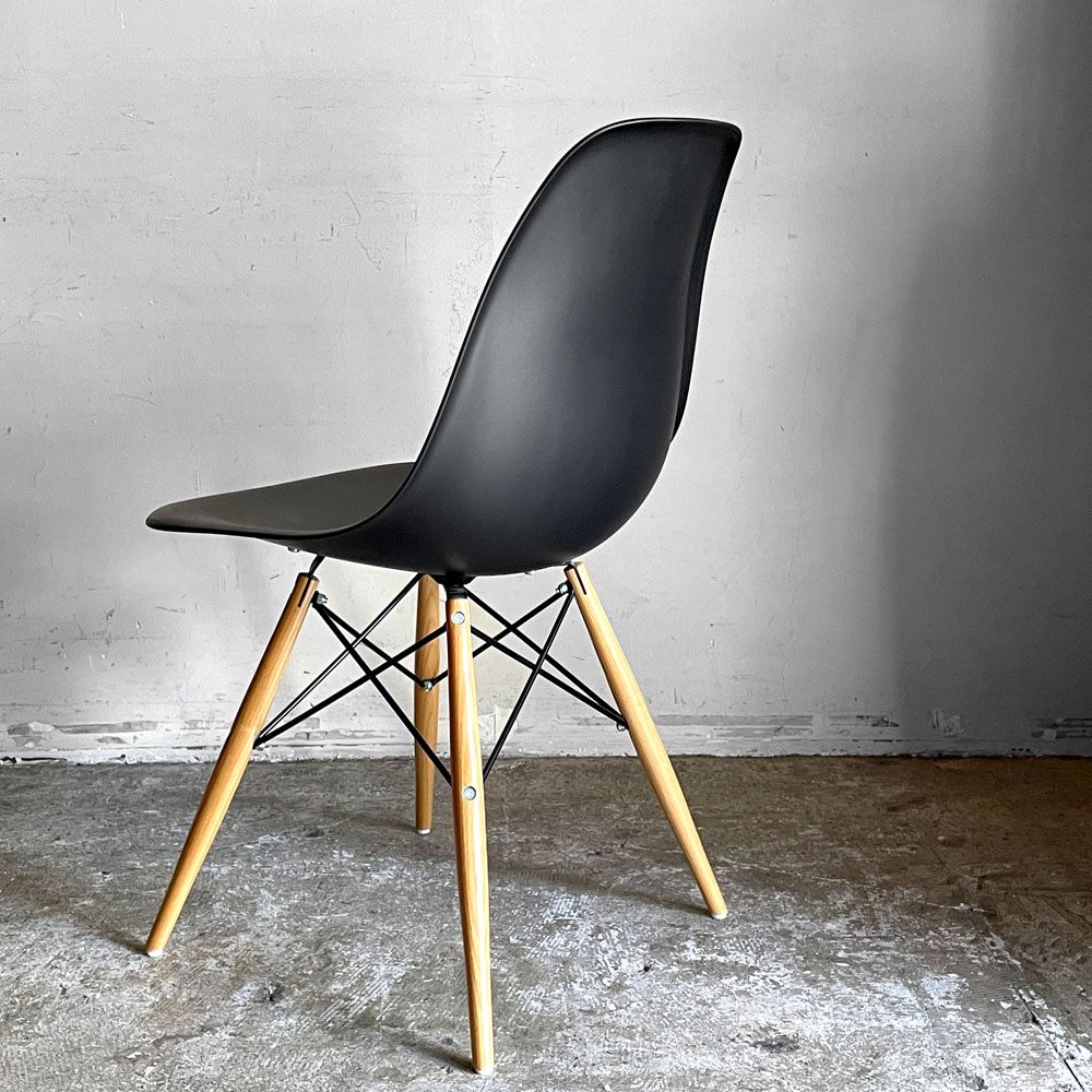 ハーマンミラー Herman Miller × ヴィトラ vitra サイドシェルチェア ブラック ポリプロピレン ダウェルベース C&R イームズ ミッドセンチュリー ■