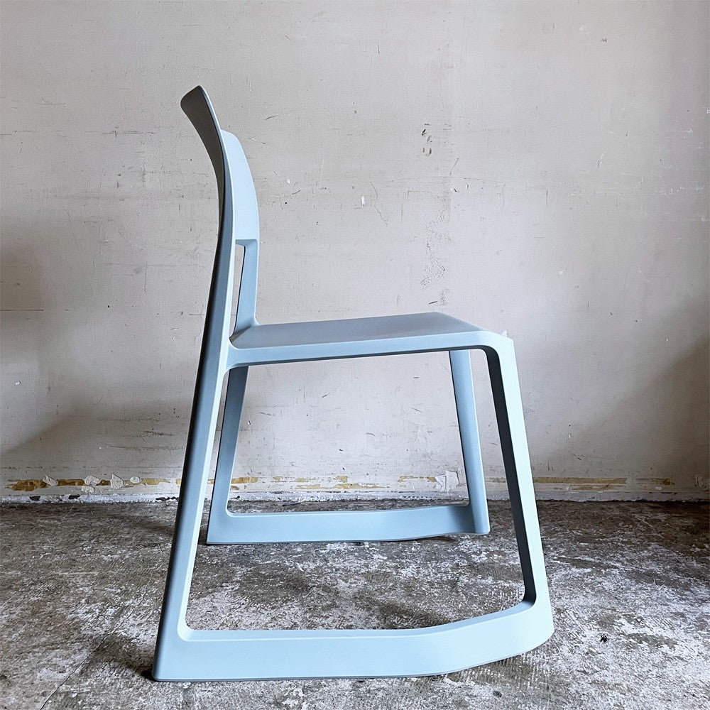 ヴィトラ Vitra ティプトン Tip Ton ダイニングチェア デスクチェア アイスグレー スタッキング チルト機能 定価￥47,300- ■