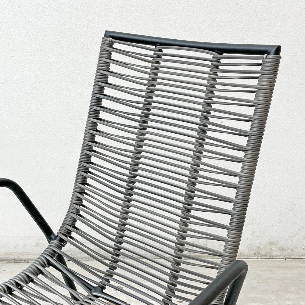 ボーコンセプト Bo Concept エルバ ELBA チェア ガーデンチェア アームチェア ポリエチレンシート スチールフレーム デンマーク 北欧家具 美品 B ●