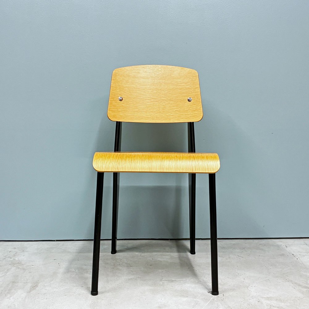 ヴィトラ vitra スタンダードチェア Standard chair ナチュラルオーク×ディープブラック ジャン・プルーヴェ Jean Prouve 名作椅子 定価￥138,600 ◎