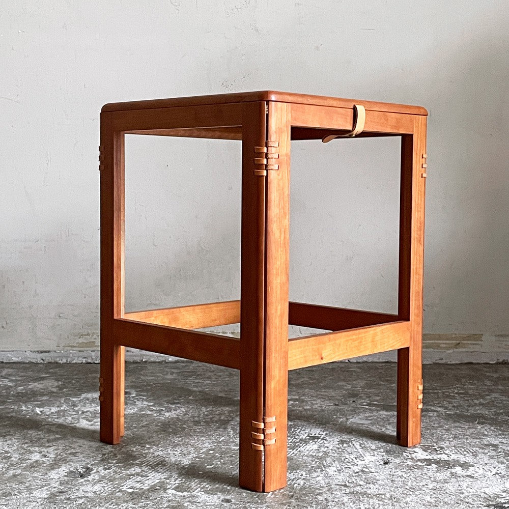 平山日用品店 パトル スツール patol stool スタンダード 籐張りスツール フォールディング 折り畳み ヤマザクラ無垢材 定価：￥82,500- ■
