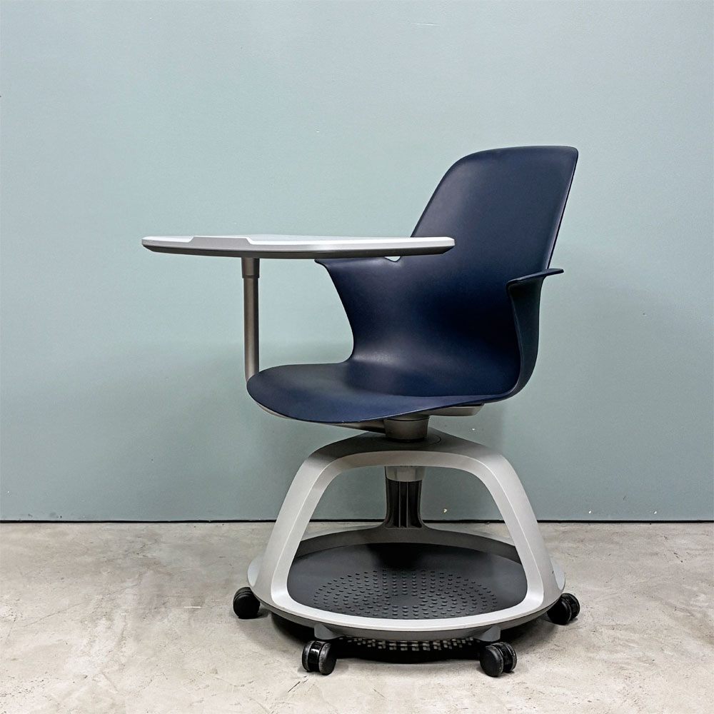 スチールケース Steelcase ノード node ミーティングチェア オフィスチェア ネイビー 可動式サイドテーブル＆キャスター付き ◎