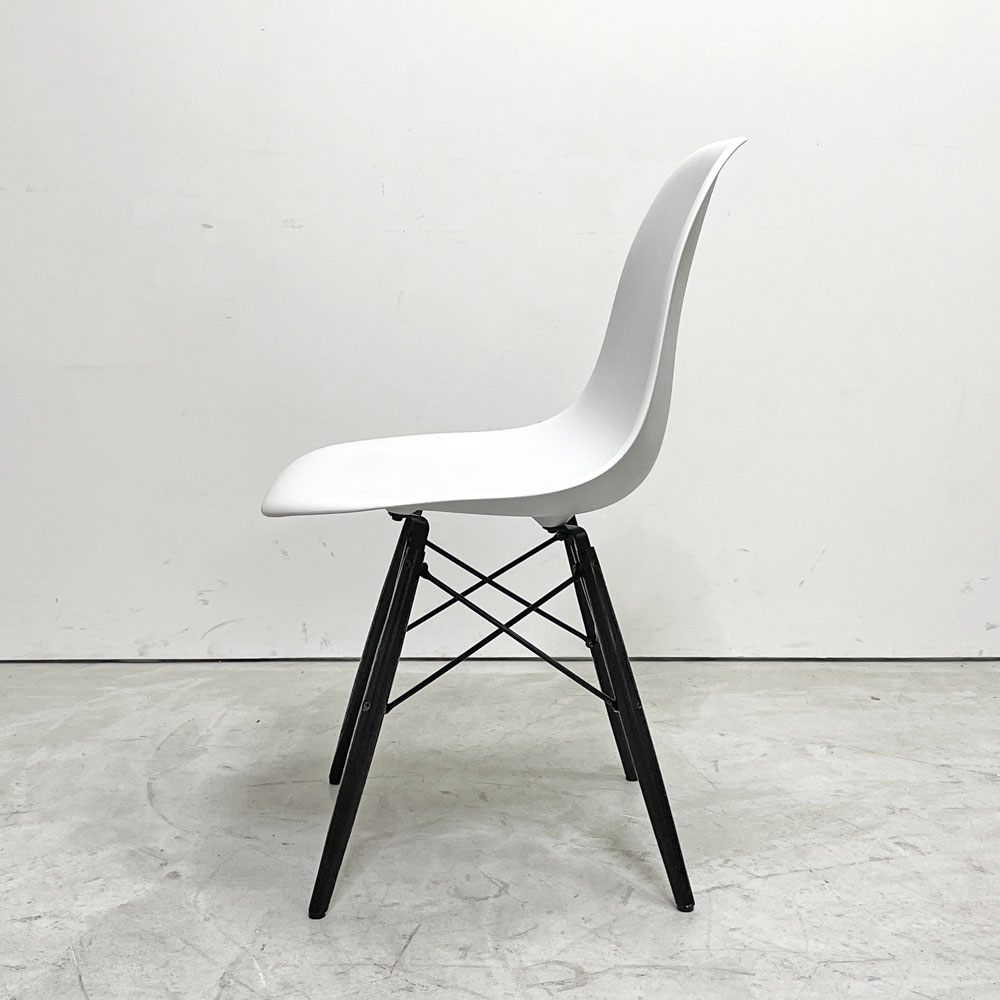 ハーマンミラー HermanMiller サイドシェルチェア ドゥエルレッグ DSW アルパイン × エボニー ポリプロピレン製 イームズ ミッドセンチュリー A ●