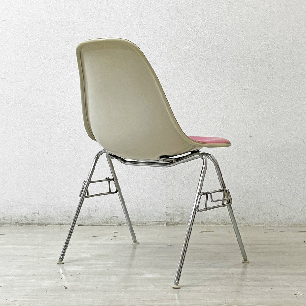 ハーマンミラー Herman Miller サイドシェルチェア サード 3rdビンテージ PVCレザー FRP製 スタッキングベース イームズ C ●
