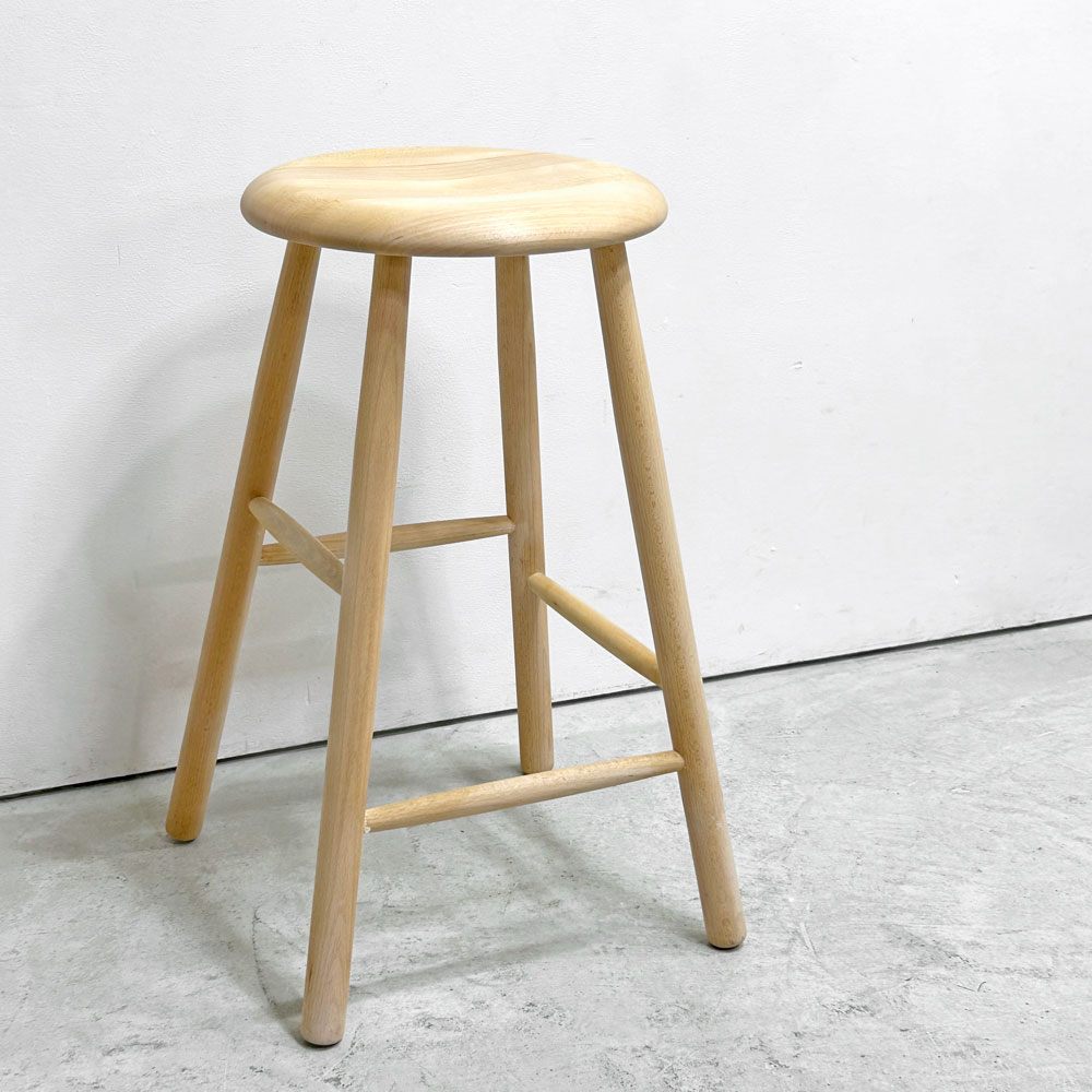 キャトルセゾン quatre saisons ノルディックスツール Nordic Stool M デンマーク ツァイワールファブリッケン Traevarefabrikken 北欧家具 アクタス取扱い ●