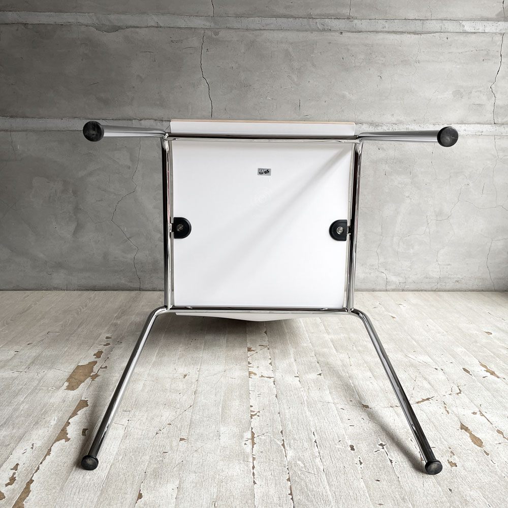 エンゲルブレヒト Engelbrechts チャリックチェア CHAIRIK Chair 101 ダイニングチェア スタッキング 4本脚 ホワイト プライウッド スチール デンマーク 未使用品 定価63,800円 ♪